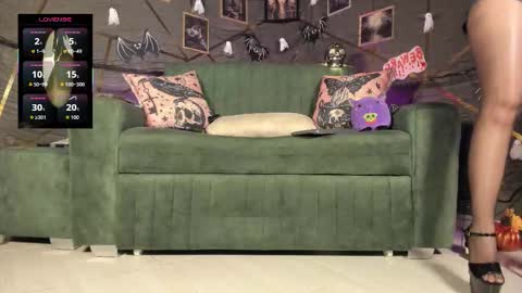  Isabella  Independent model online show from 10/08/25, 03:15