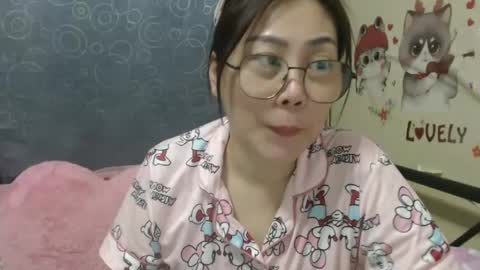 Bella online show from 01/11/25, 02:47