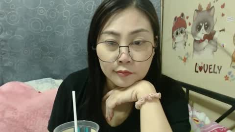 Bella online show from 02/11/25, 10:37