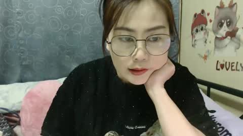 Bella online show from 03/04/25, 02:53