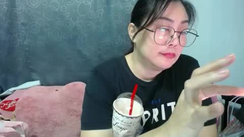 Bella online show from 10/05/25, 08:34