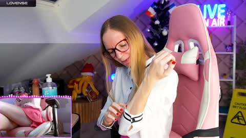 Snapshot of belle_alice chatting on 12/02/24, 07:36 Alice online show from 12/02/24, 07:36