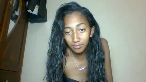 belle_annah online show from 04/26/26, 03:48