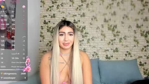 LucyJelly online show from 12/06/24, 09:02