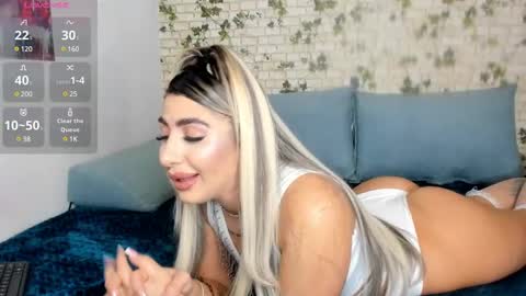 LucyJelly online show from 12/11/24, 05:15