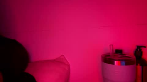 Snapshot of belle_marie chatting on 11/11/25, 04:12 Belle xx online show from 11/11/25, 04:12