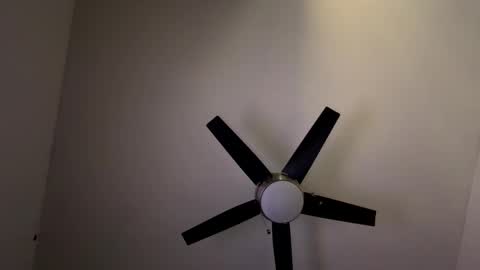 Snapshot of belle_marie chatting on 03/06/26, 07:32 Belle xx online show from 03/06/26, 07:32