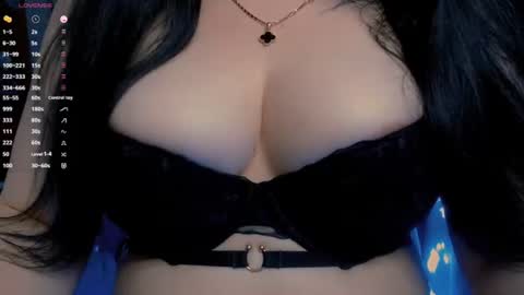 Snapshot of bellelovexx chatting on 07/22/26, 10:01 Hello I am kind friendly and cute girl online show from 07/22/26, 10:01
