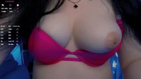 Snapshot of bellelovexx chatting on 07/25/26, 08:06 Hello I am kind friendly and cute girl online show from 07/25/26, 08:06