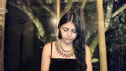 Snapshot of bellezacosmica chatting on 12/11/24, 02:41 bellezacosmica online show from 12/11/24, 02:41