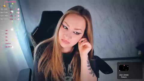 Your Annabelle Wolf  online show from 10/10/25, 10:14