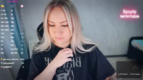 Your Annabelle Wolf  online show from 03/03/26, 02:12