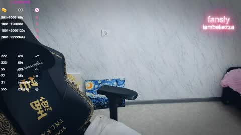 Your Annabelle Wolf  online show from 03/25/26, 07:20