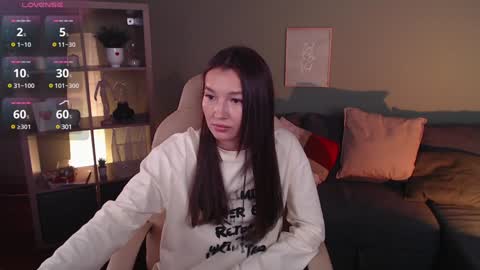 Snapshot of bellla_haddid chatting on 02/03/25, 06:24 Bella online show from 02/03/25, 06:24