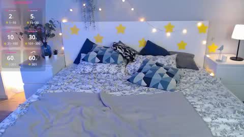 Snapshot of bellla_haddid chatting on 09/25/25, 01:09 Bella online show from 09/25/25, 01:09