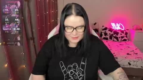 LinaBoo online show from 02/06/26, 06:07