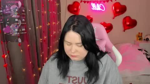 LinaBoo online show from 02/18/26, 04:52