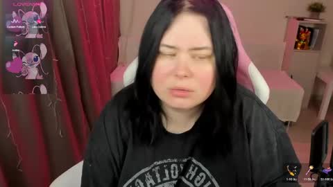 LinaBoo online show from 04/14/26, 03:23