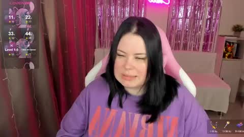 LinaBoo online show from 04/22/26, 09:44