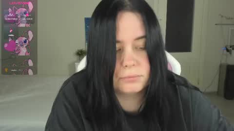 LinaBoo online show from 06/27/26, 12:22