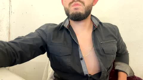 Snapshot of bemysecrett chatting on 01/02/25, 10:37 bemysecrett online show from 01/02/25, 10:37