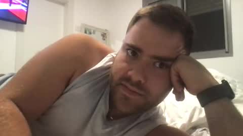 Snapshot of ben117 chatting on 10/30/25, 06:52 ben117 online show from 10/30/25, 06:52