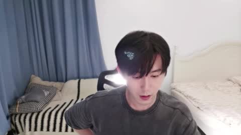 Snapshot of ben705676 chatting on 09/16/25, 02:07 Ben online show from 09/16/25, 02:07