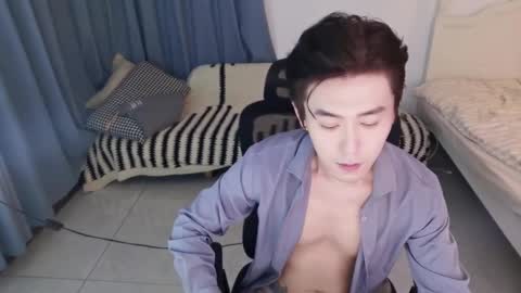 Snapshot of ben705676 chatting on 09/27/25, 02:00 Ben online show from 09/27/25, 02:00