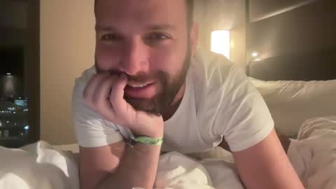 Snapshot of ben_nm chatting on 02/09/25, 01:44 Ben N. online show from 02/09/25, 01:44