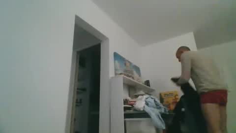 Snapshot of benbare13 chatting on 12/03/24, 07:11 benbare13 online show from 12/03/24, 07:11