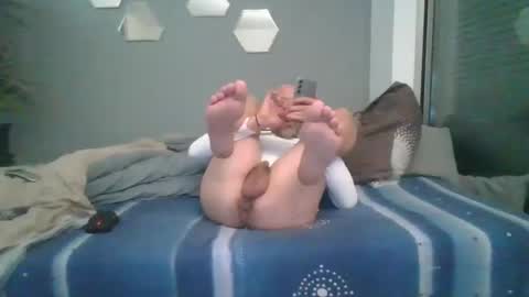 Snapshot of benbare13 chatting on 02/05/25, 10:01 benbare13 online show from 02/05/25, 10:01