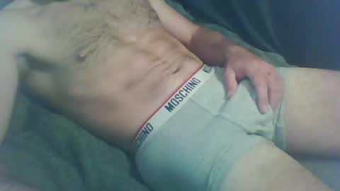 Snapshot of benbutt1985 chatting on 10/05/25, 05:11 benbutt1985 online show from 10/05/25, 05:11