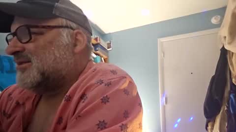 Bendavewill online show from 12/22/24, 06:28