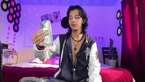 benjamin_fiore online show from 03/08/25, 01:03