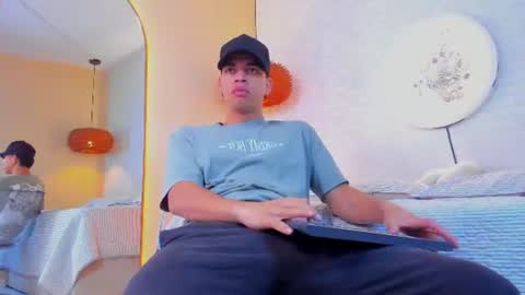 BENJAMIN online show from 06/24/26, 01:04