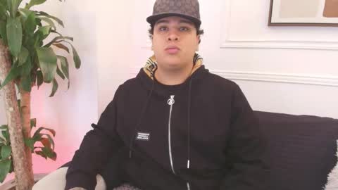 bennett_alejoo online show from 02/02/26, 07:23
