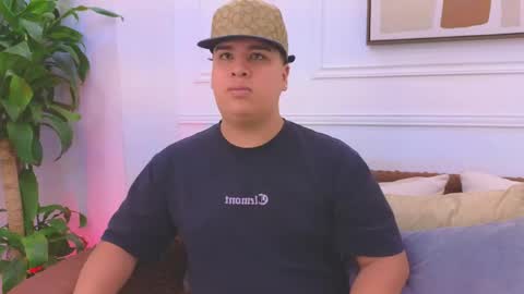 Snapshot of bennett_alejoo chatting on 04/25/26, 06:49 bennett_alejoo online show from 04/25/26, 06:49
