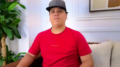 Snapshot of bennett_alejoo chatting on 05/01/26, 06:56 bennett_alejoo online show from 05/01/26, 06:56
