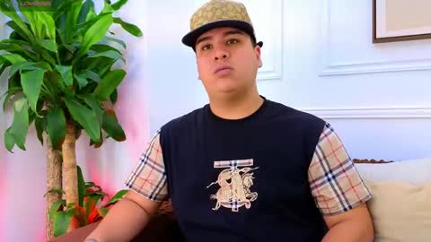 Snapshot of bennett_alejoo chatting on 05/05/26, 06:49 bennett_alejoo online show from 05/05/26, 06:49