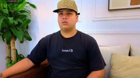 Snapshot of bennett_alejoo chatting on 05/06/26, 07:30 bennett_alejoo online show from 05/06/26, 07:30