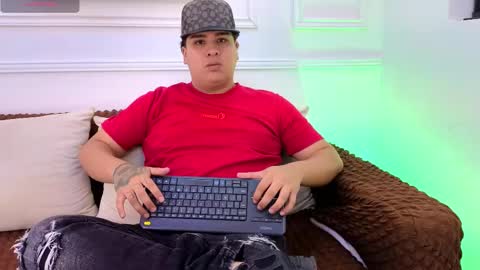 Snapshot of bennett_alejoo chatting on 05/14/26, 07:09 bennett_alejoo online show from 05/14/26, 07:09