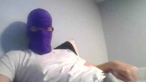Snapshot of bennybueno chatting on 07/19/26, 02:59 bennybueno online show from 07/19/26, 02:59