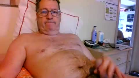 bennybutterfly007 online show from 04/21/26, 10:54