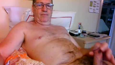 Snapshot of bennybutterfly007 chatting on 06/22/26, 07:27 bennybutterfly007 online show from 06/22/26, 07:27