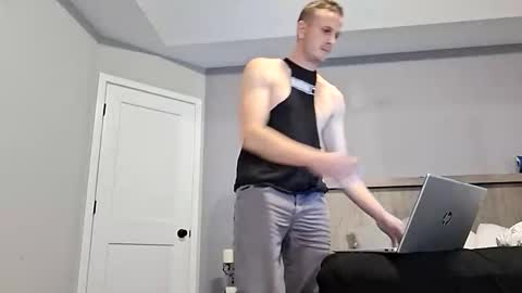 BennyC online show from 12/01/25, 07:52