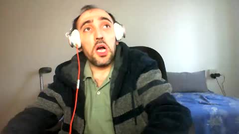 bentish online show from 02/11/25, 02:46