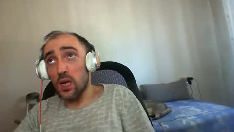 bentish online show from 09/11/25, 10:48