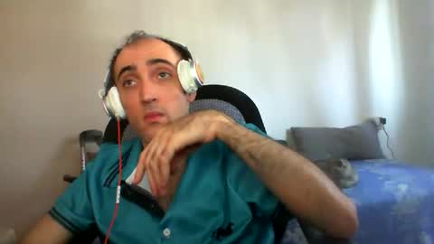 bentish online show from 10/06/25, 07:17