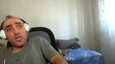 bentish online show from 10/13/25, 08:03