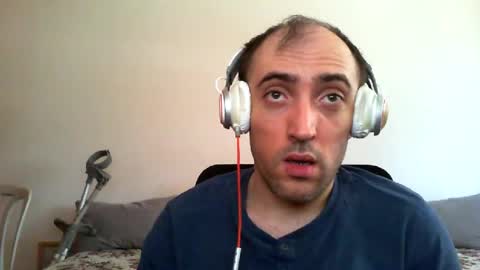 Snapshot of bentish chatting on 06/28/26, 07:58 bentish online show from 06/28/26, 07:58